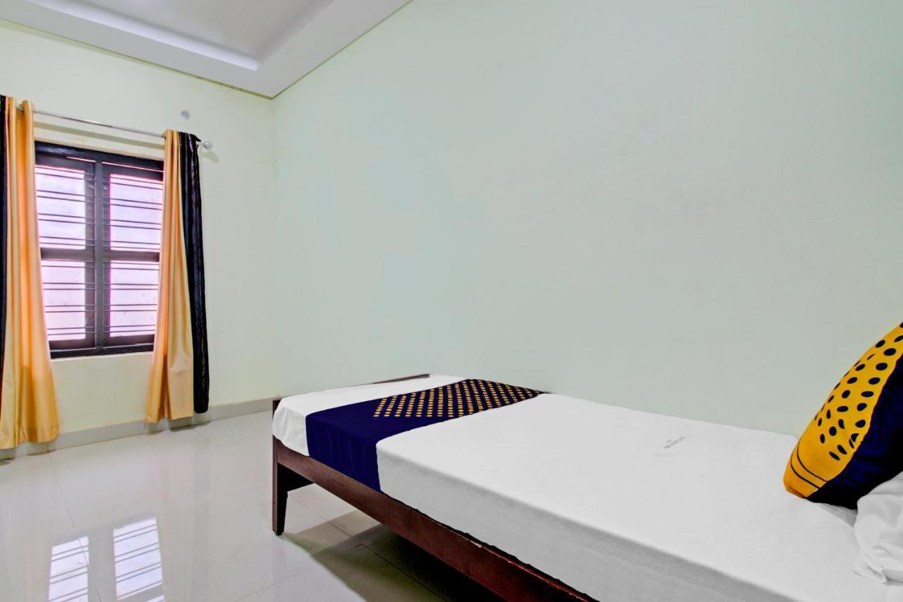 Vaccinated Staff - SPOT ON 73862 Jaya Tourist Home Varkala Exterior foto